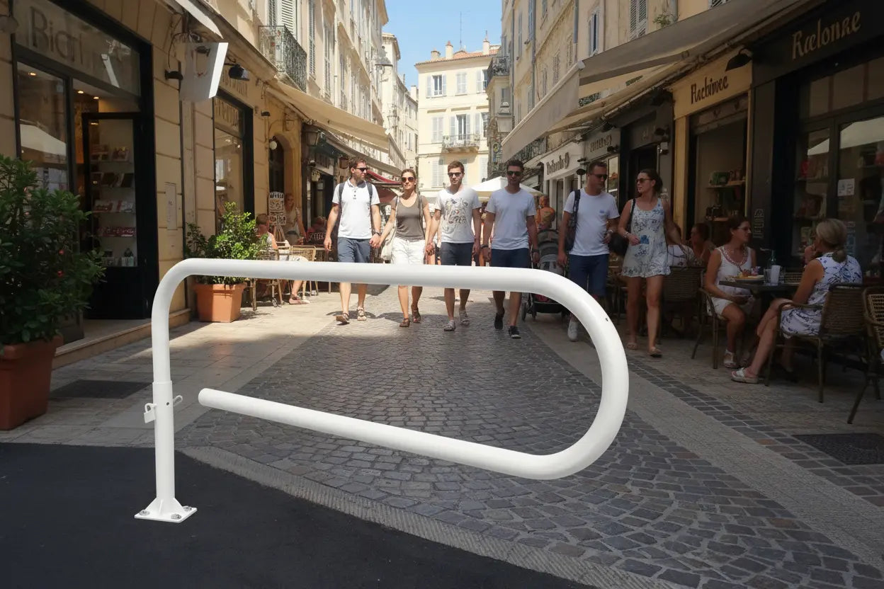 Barrière tournante Trombone avec tube acier Ø60 mm et kit de pose pour aménagement extérieur sécurisé