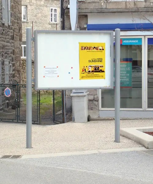 Panneau-vitrine Carrefour Procity