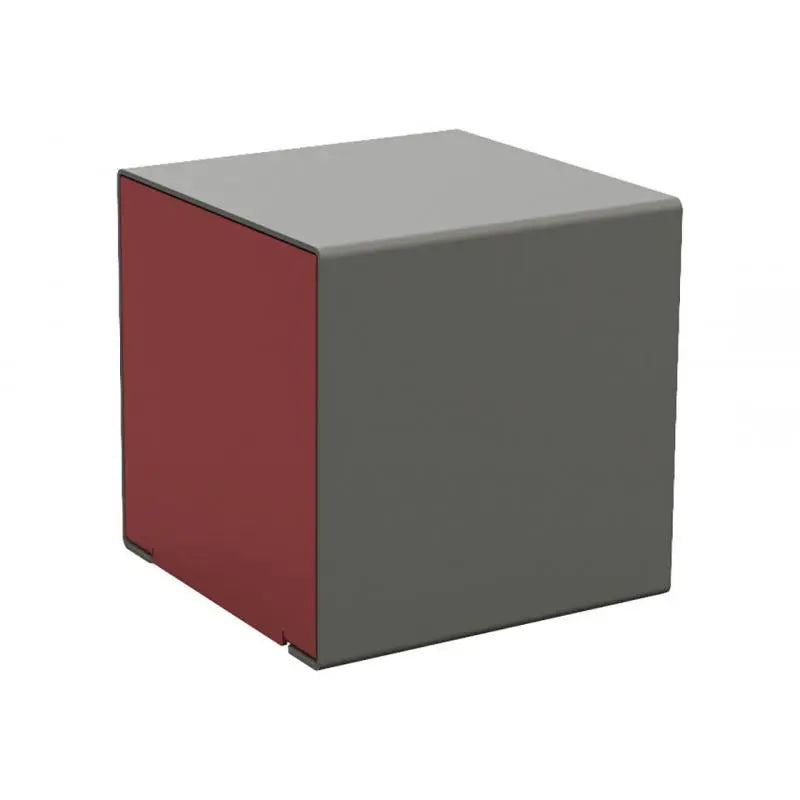 Cube acier Kub avec finition monochrome et design minimaliste en acier galvanisé