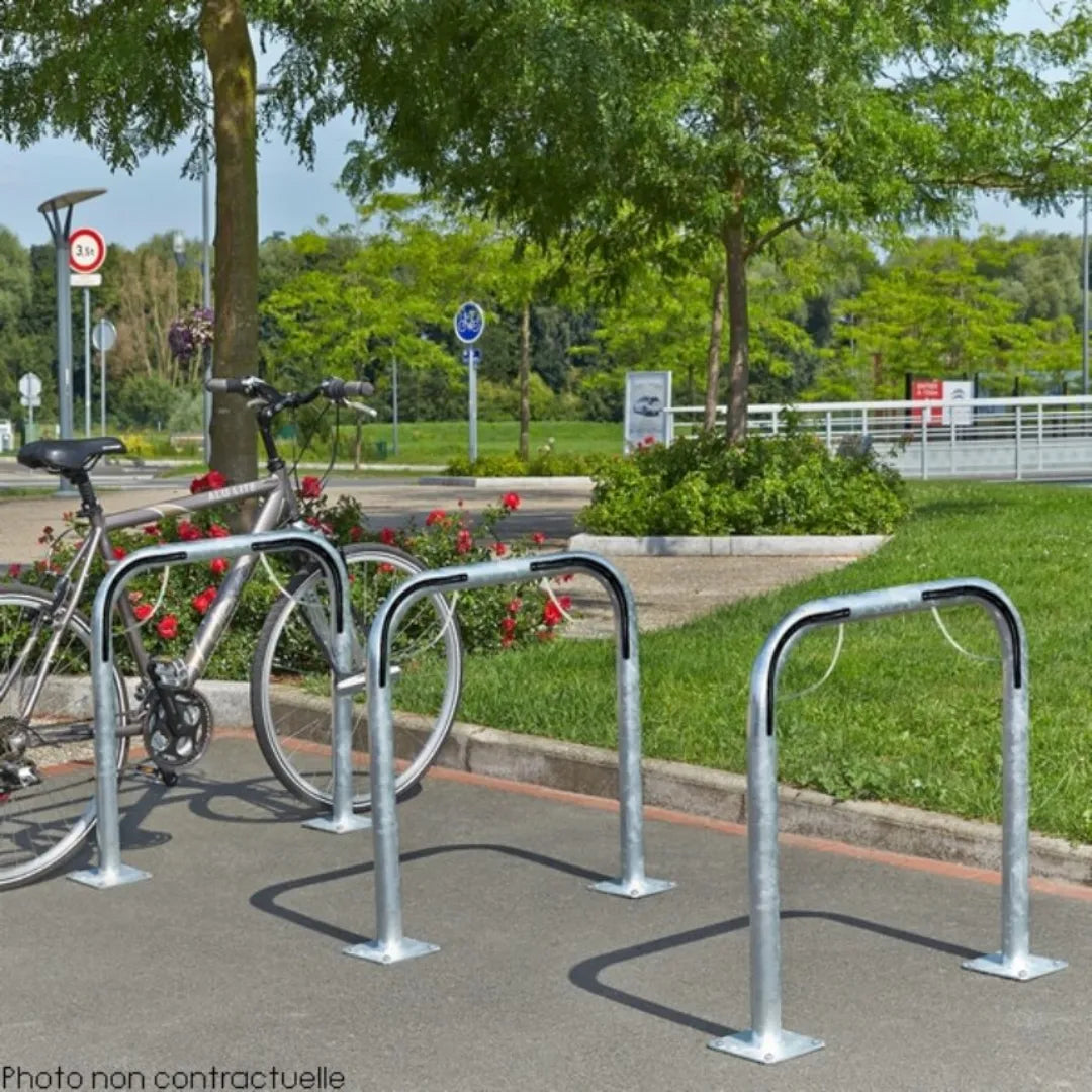 Arceau vélo à sceller pour parking vélo extérieur collectivités