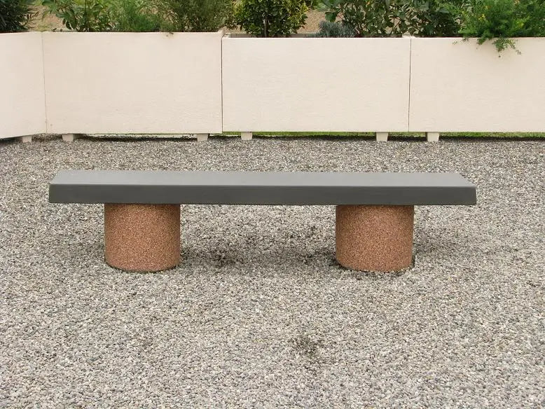 Banquette béton orme