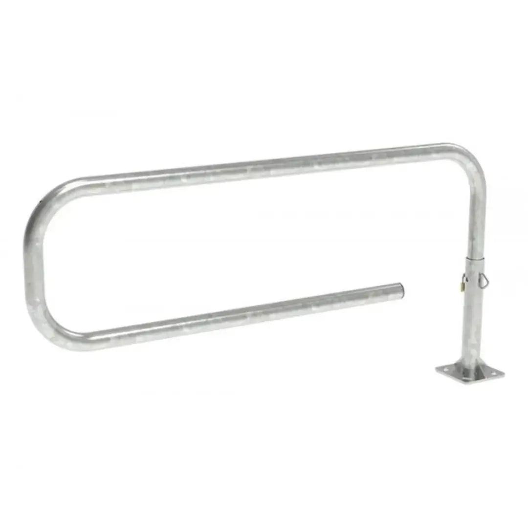 Barrière tournante Trombone en finition galvanisée pour installation extérieure durable