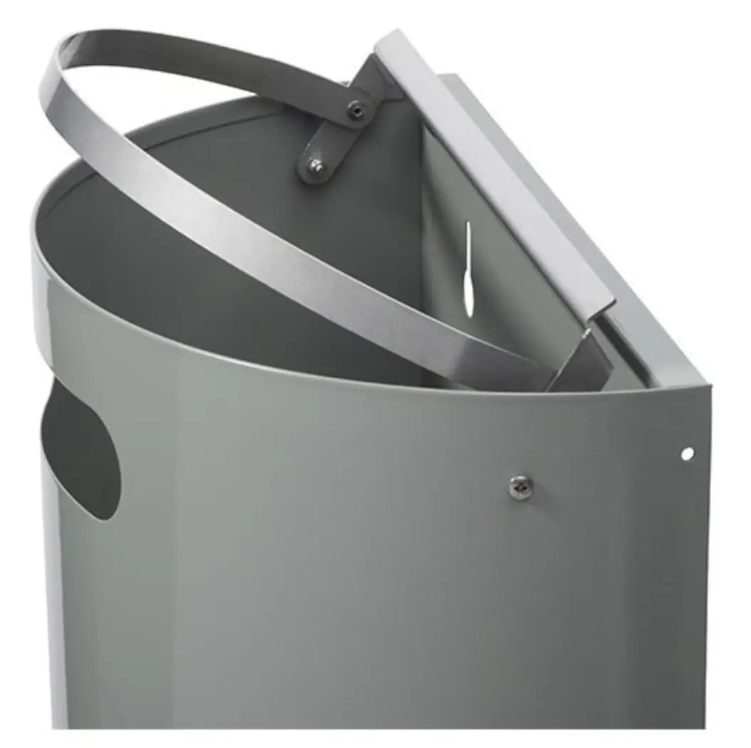 Kit étriers Arkéa recyclable et résistant à la corrosion pour installation facile des corbeilles décrochables