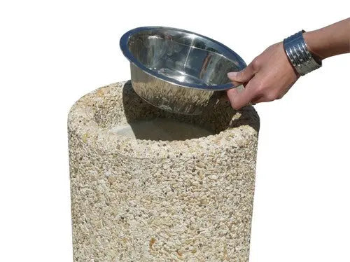 Cendrier extérieur Baltazar en béton avec finition gravillons lavés beige