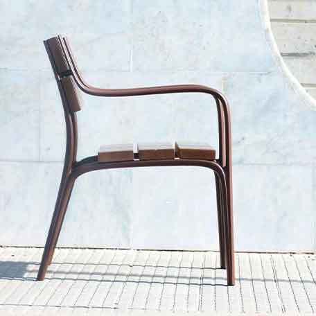 Chaise en bois et fonte Citizen