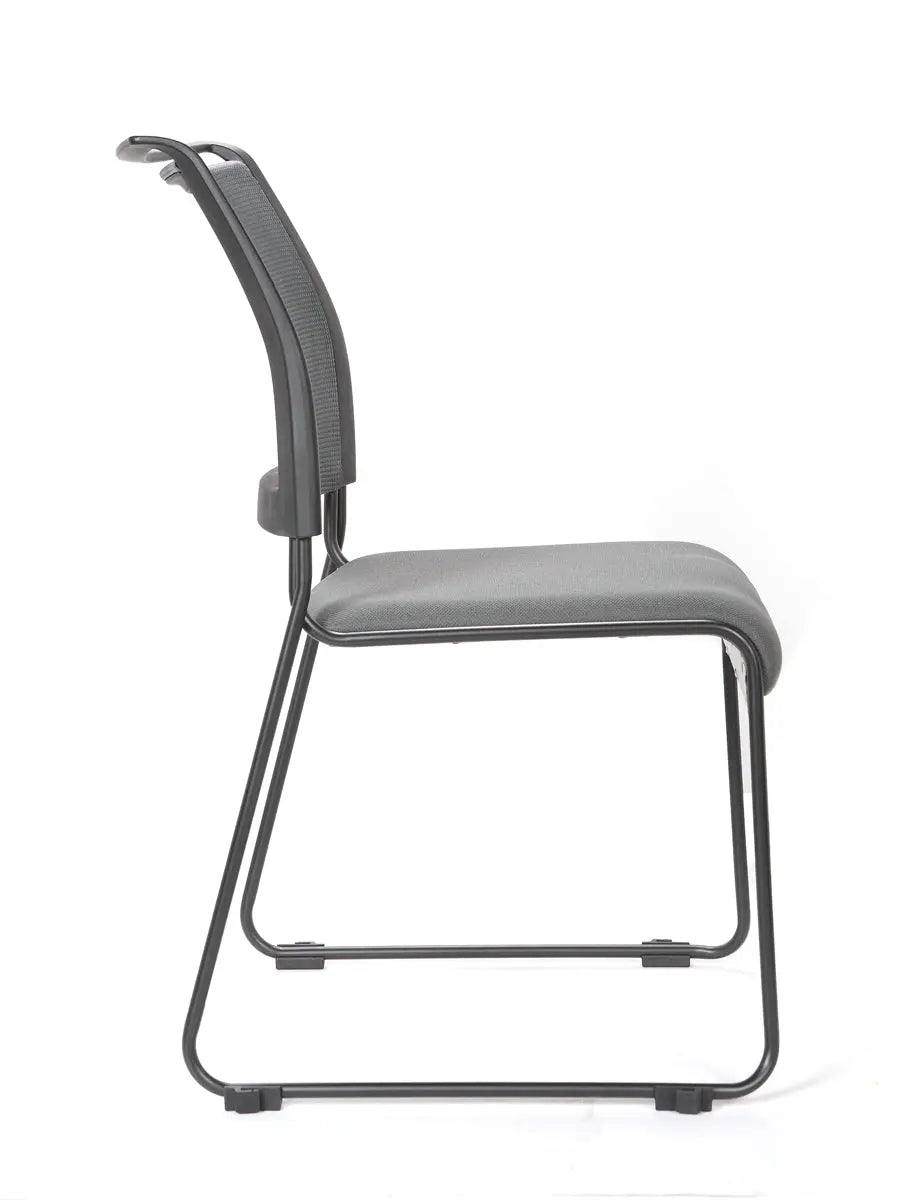 Chaise empilable en maille Dacada (lot de 2) - France Collectivités