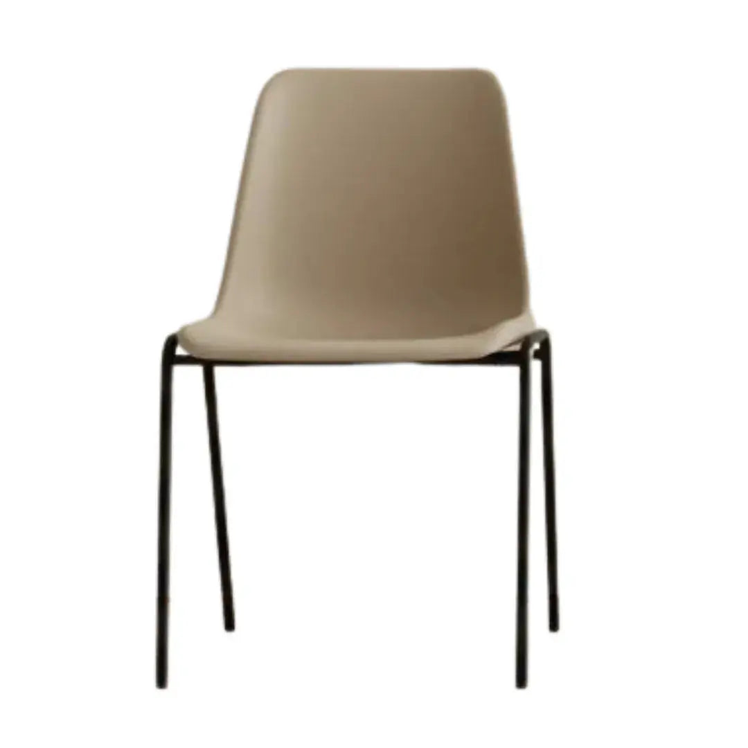 Chaise coque en plastique recyclé RSE Caray