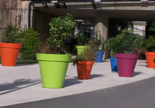 Pot décoratif rond résistant aux UV, gel et chocs pour usage extérieur