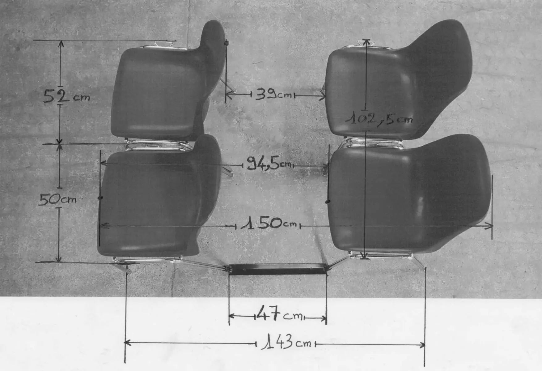 Promo Chaises coque plastique empilable M2 Ø 22 mm france collectivités
